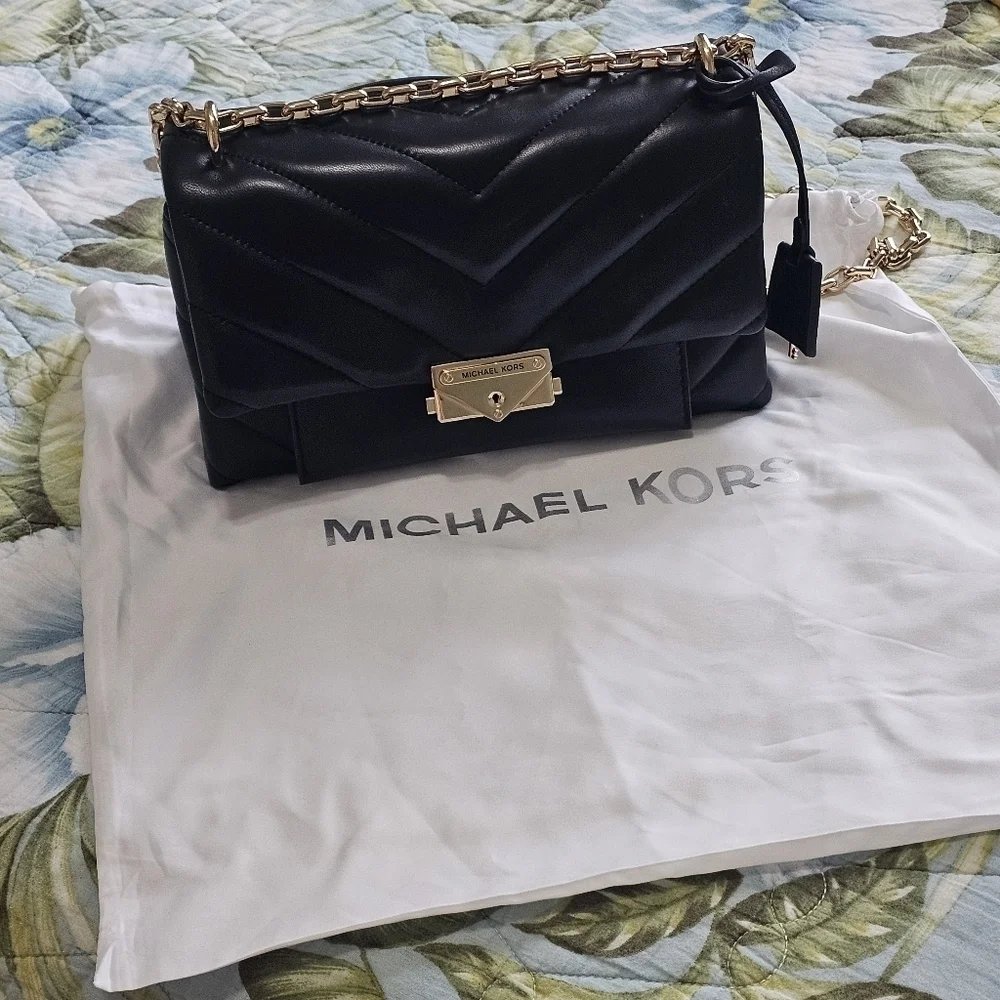 MICHAEL KORS CECE MEDIUM QUILTED LEATHER CONVERTIBLE SHOULDER BAG